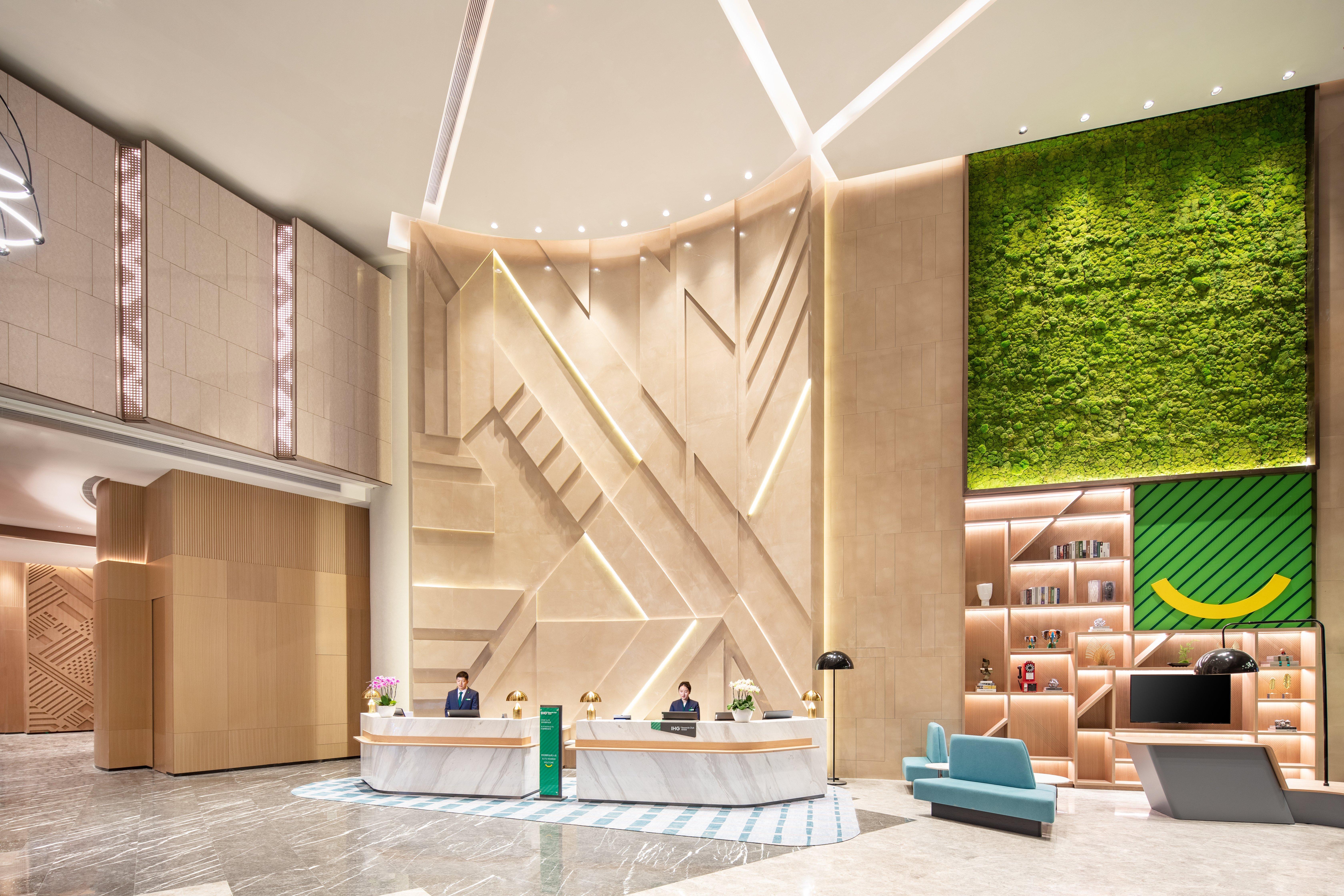 Holiday Inn Shanghai Nanjing Road By Ihg Exterior foto Lobby