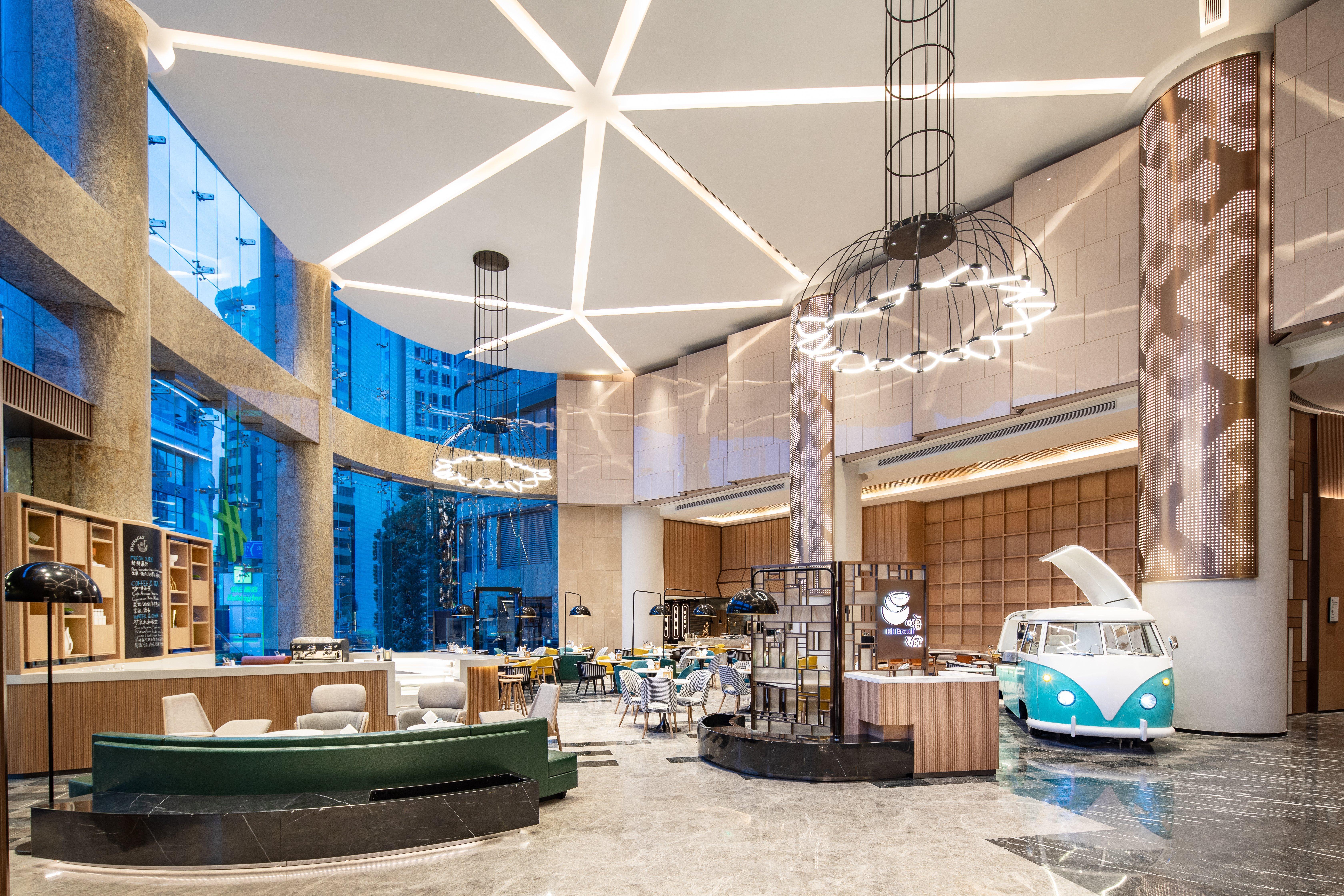 Holiday Inn Shanghai Nanjing Road By Ihg Exterior foto Lobby